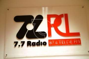 PCL Radio estrena programación e inmortaliza a Antonio Uche (Foto TA)